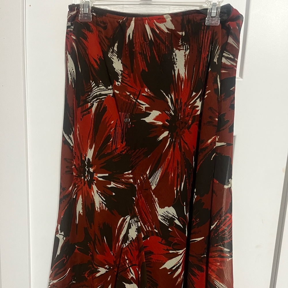 Skirt , nice and flare